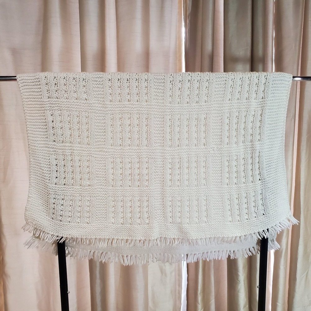Handmade Crochet Afghan throw baby blanket‎ cable knit white 32"x40"